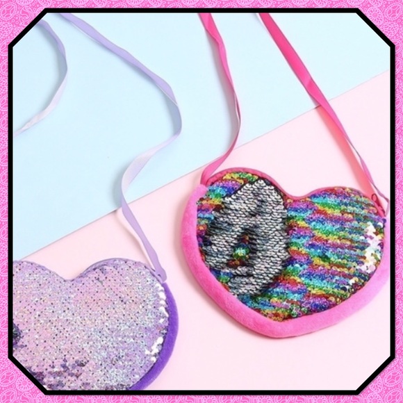 🌸NEW🌸Girls Heart Shaped Rainbow Sequined Bag🌸 - Picture 4 of 4